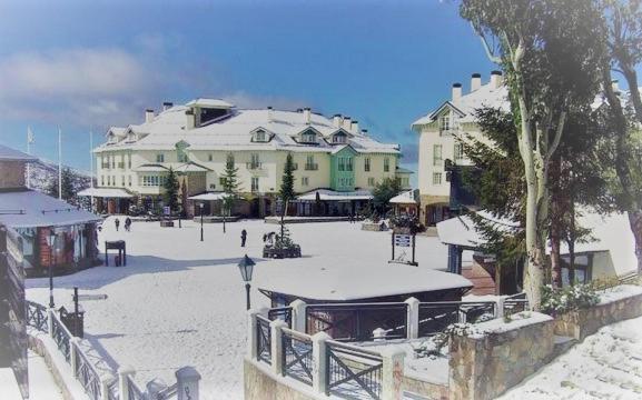 Ski Plaza Sierra Nevada & Zona Baja Extérieur photo
